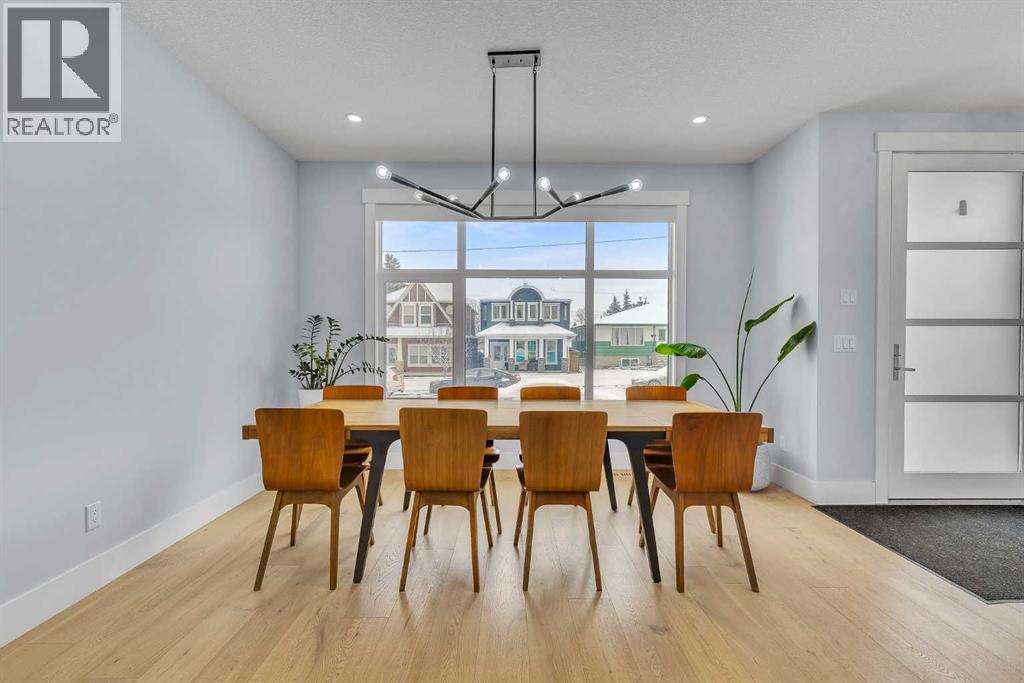 Duplex for Sale in 1613 40 Street SW|Calgary, Alberta T3C1X1 5