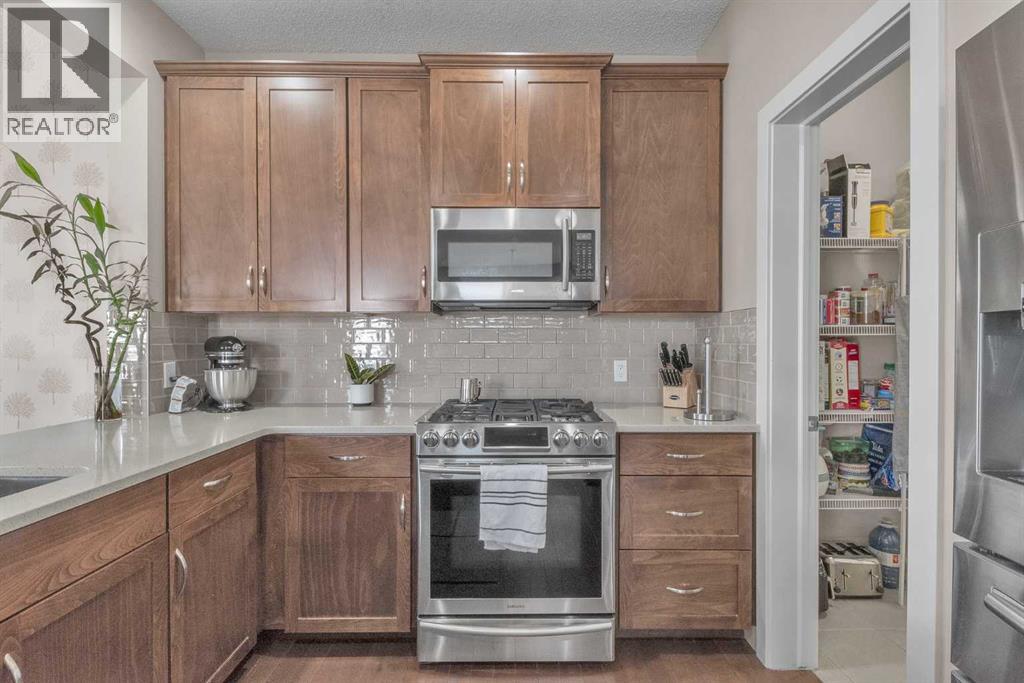 House for Sale in 145 Walden Park SE|Calgary, Alberta T2X0R3 4