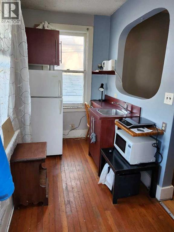 House for Sale in 522 21 Avenue NW|Calgary, Alberta T2S0H1 2