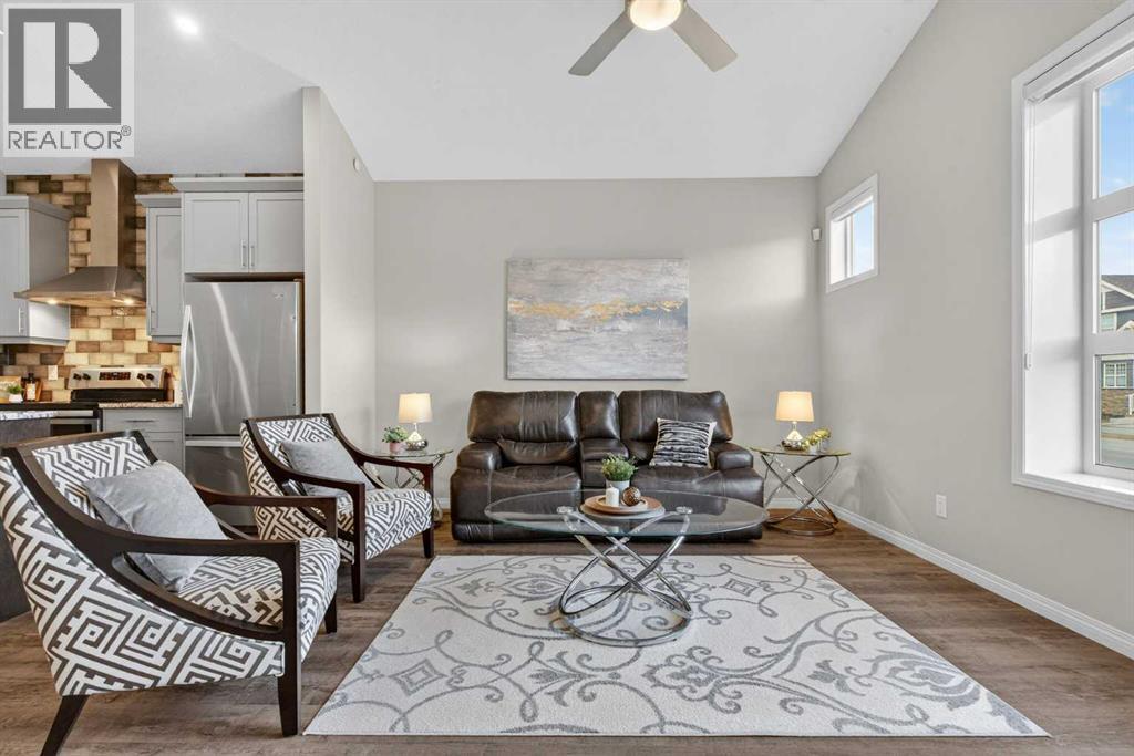 House for Sale in 937 Livingston Way NE|Calgary, Alberta T3P1N8 4