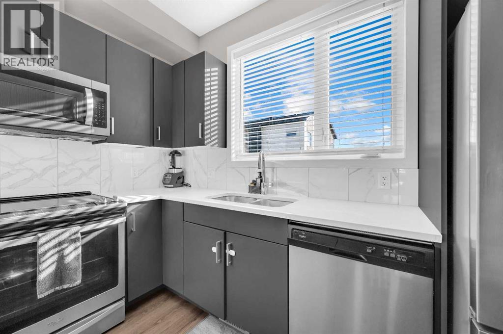 Row / Townhouse for Sale in 136, 301 Redstone Boulevard NE|Calgary, Alberta T3N1V7 5