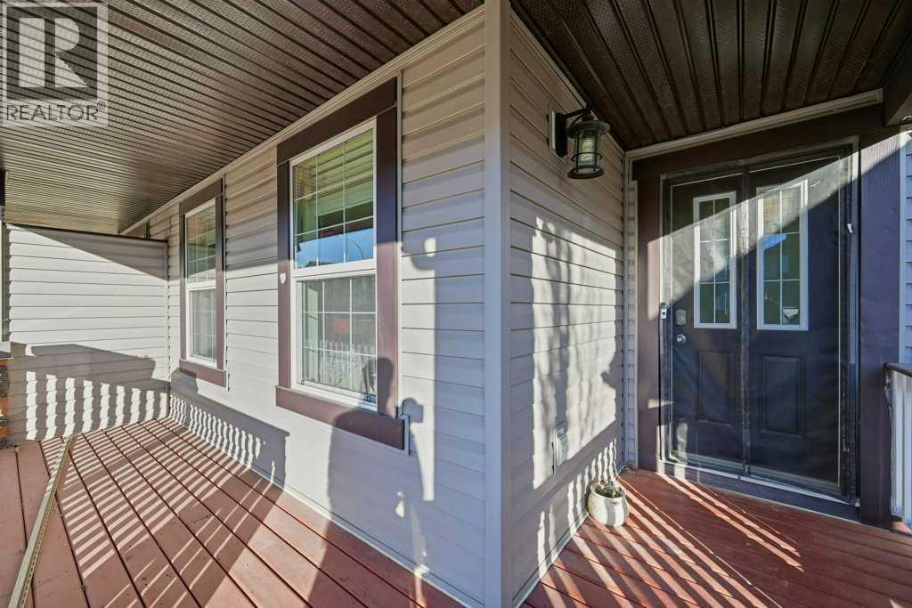 Duplex for Sale in 70 Skyview Point Green NE|Calgary, Alberta T3N0G6 3