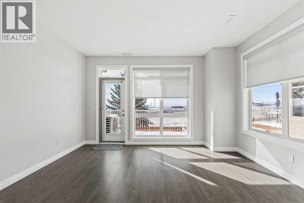 Row / Townhouse for Sale in 20, 117 Rockyledge View NW|Calgary, Alberta T3G5X1 3