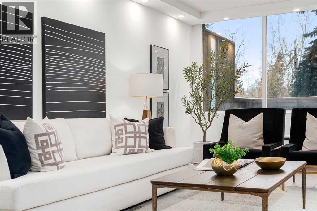 Apartment for Sale in 105, 330 26 Avenue SW|Calgary, Alberta T2S2T3 4