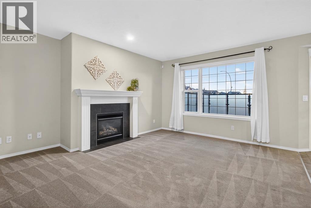 House for Sale in 147 Everstone Rise SW|Calgary, Alberta T2Y4J7 4