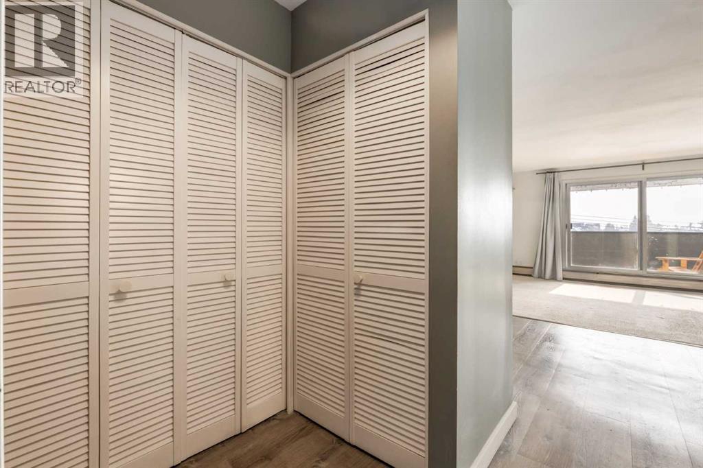 Apartment for Sale in 206, 1513 26 Avenue SW|Calgary, Alberta T2T1C4 5