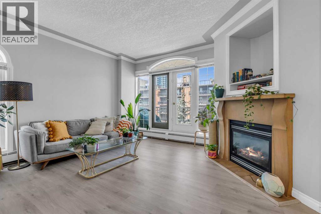 Apartment for Sale in 303, 1315 12 Avenue SW|Calgary, Alberta T3C0P6 2