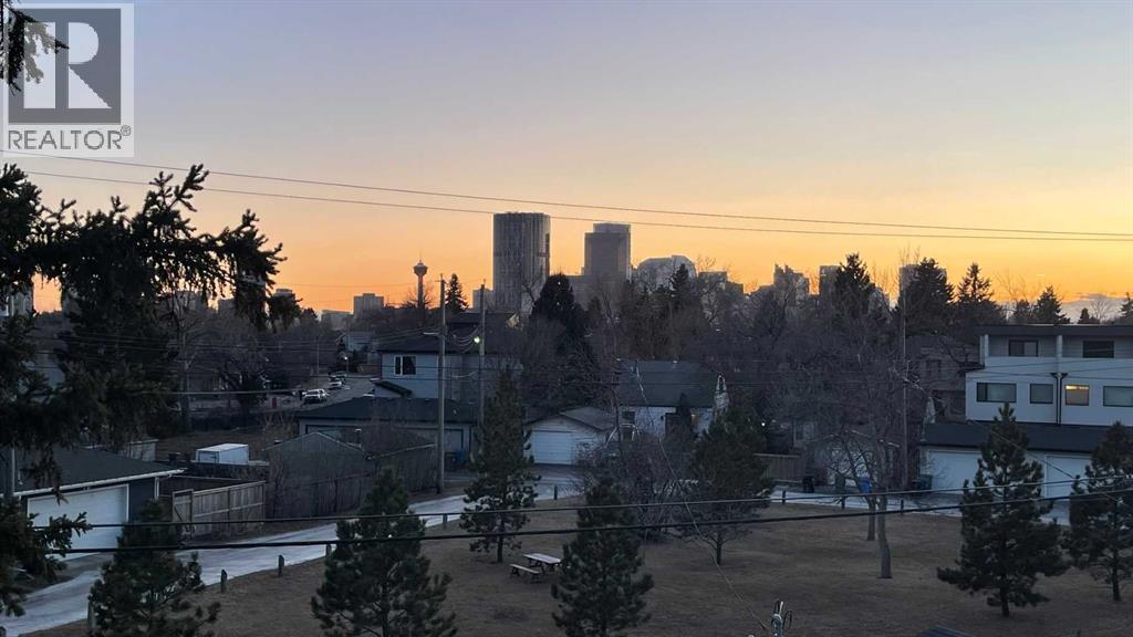 Duplex for Sale in 1119 Regal Crescent NE|Calgary, Alberta T2E5H2