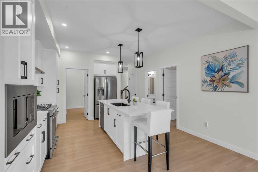 House for Sale in 35 Versant View SW|Calgary, Alberta T2Y0W9 5