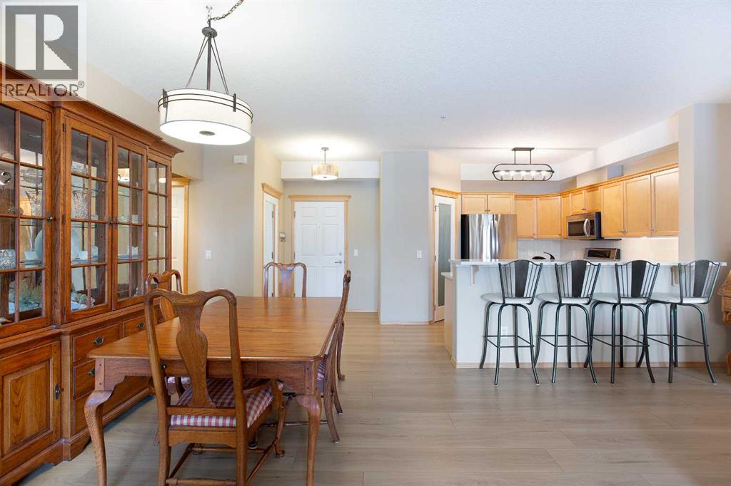 Apartment for Sale in 236, 15 Everstone Drive SW|Calgary, Alberta T2Y5B5 3