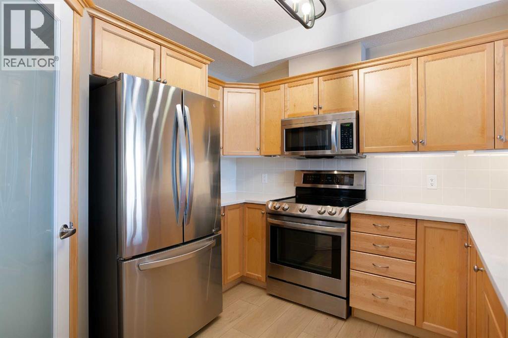 Apartment for Sale in 236, 15 Everstone Drive SW|Calgary, Alberta T2Y5B5 5