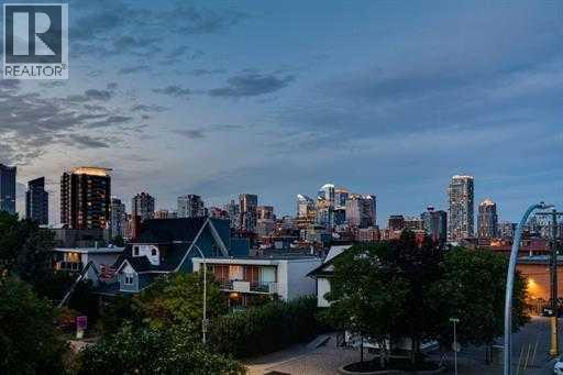 Apartment for Sale in 401, 2203 14 Street SW|Calgary, Alberta T2T3T2