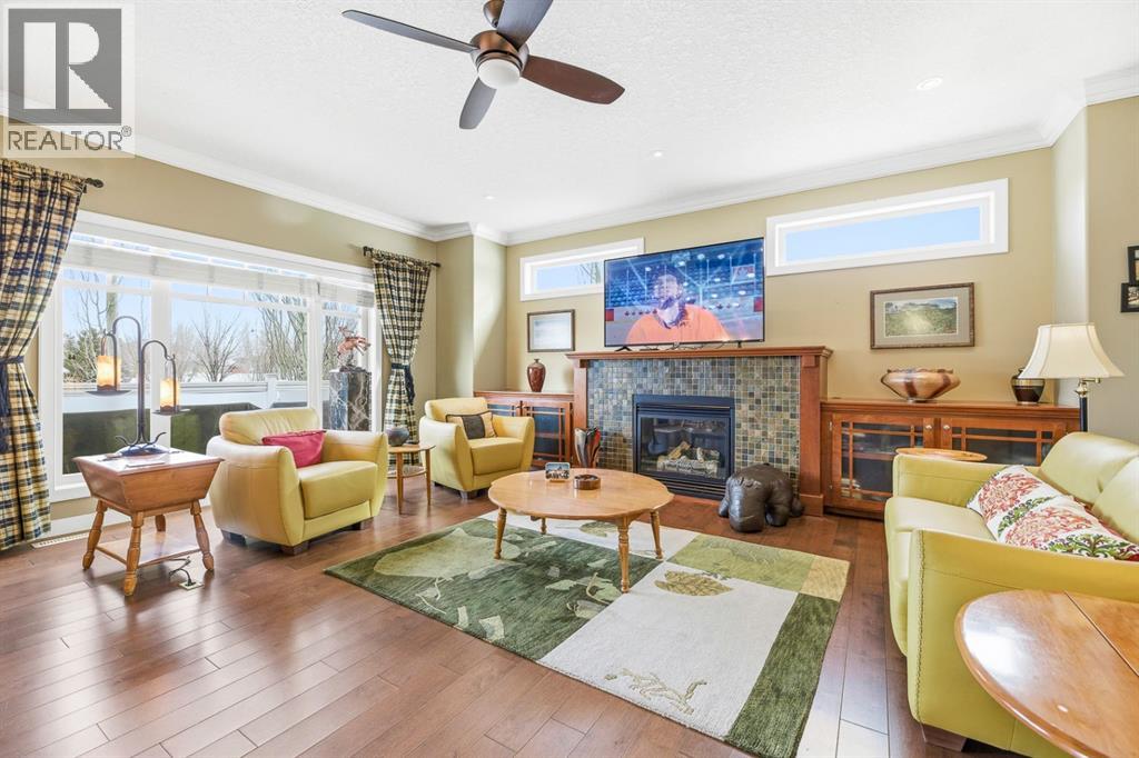 Duplex for Sale in 4 Bridle Estates Road SW|Calgary, Alberta T2Y5A8 4