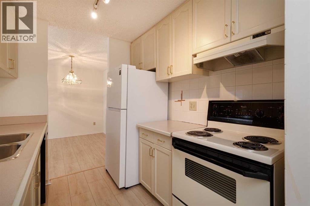 Apartment for Sale in 207, 723 57 Avenue SW|Calgary, Alberta T2V4Z3 5