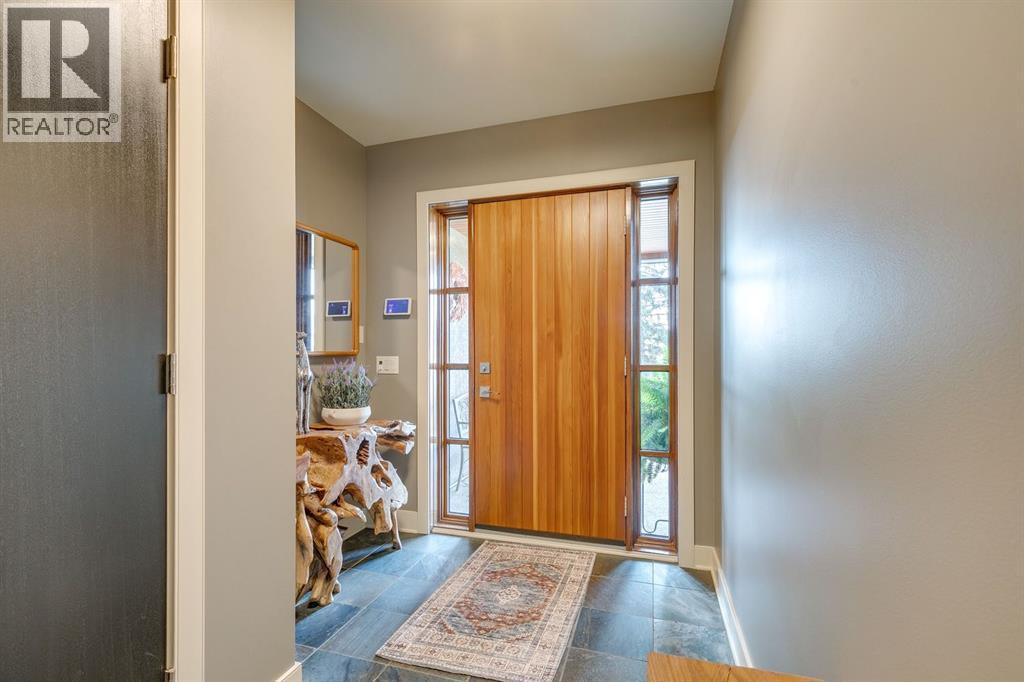 House for Sale in 954 Drury Avenue NE|Calgary, Alberta T2E0M2 5