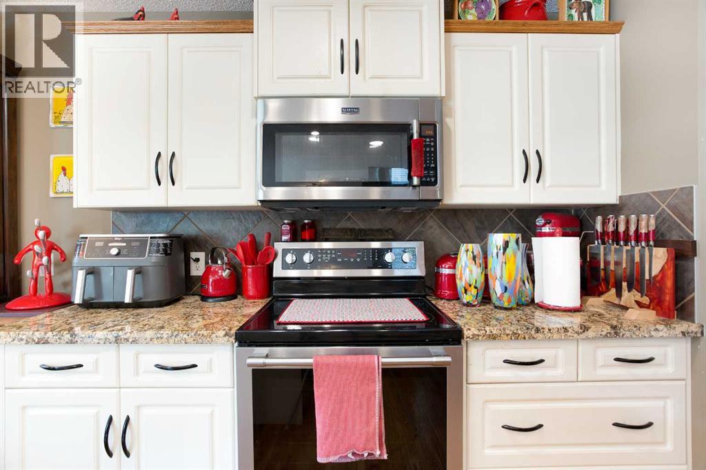 House for Sale in 196 Brightondale Close SE|Calgary, Alberta T2Z4M6 5