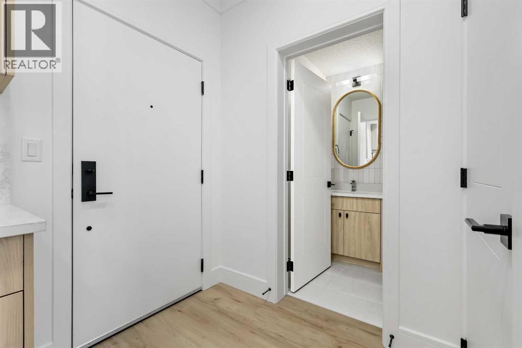 Apartment for Sale in 313, 370 Dieppe Drive SW|Calgary, Alberta T3E0E6 3