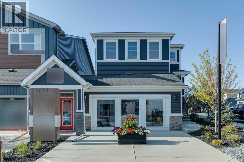 House for Sale in 181 Mitchell Road NW|Calgary, Alberta T3R1Z2