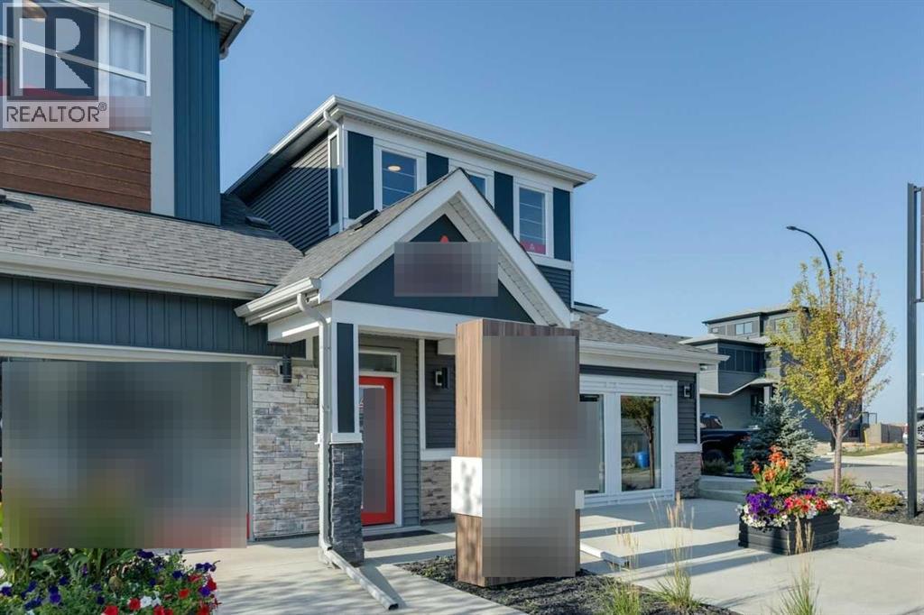 House for Sale in 181 Mitchell Road NW|Calgary, Alberta T3R1Z2 3