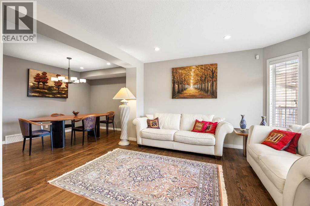 House for Sale in 34 Edgeridge Mews NW|Calgary, Alberta T3A6A8 4