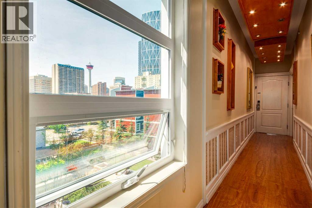 Apartment for Sale in 459, 333 Riverfront Avenue SE|Calgary, Alberta T2G0C2 2