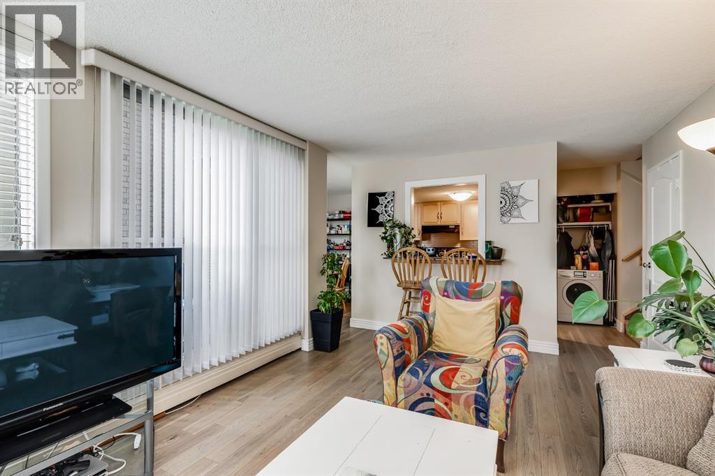 Apartment for Sale in 306, 1123 13 Avenue SW|Calgary, Alberta T2R0L7 4