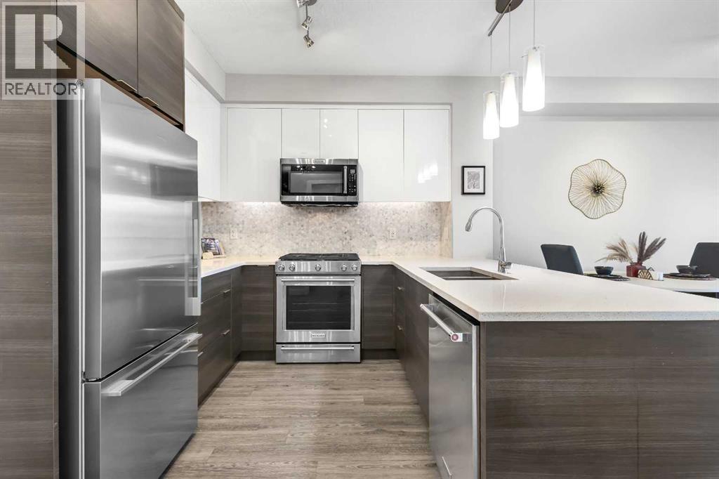 Apartment for Sale in 3304, 95 Burma Star Road SW|Calgary, Alberta T3E8A9 5