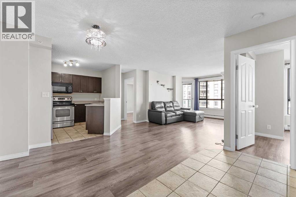 Apartment for Sale in 910, 1111 6 Avenue SW|Calgary, Alberta T2P5M5 4