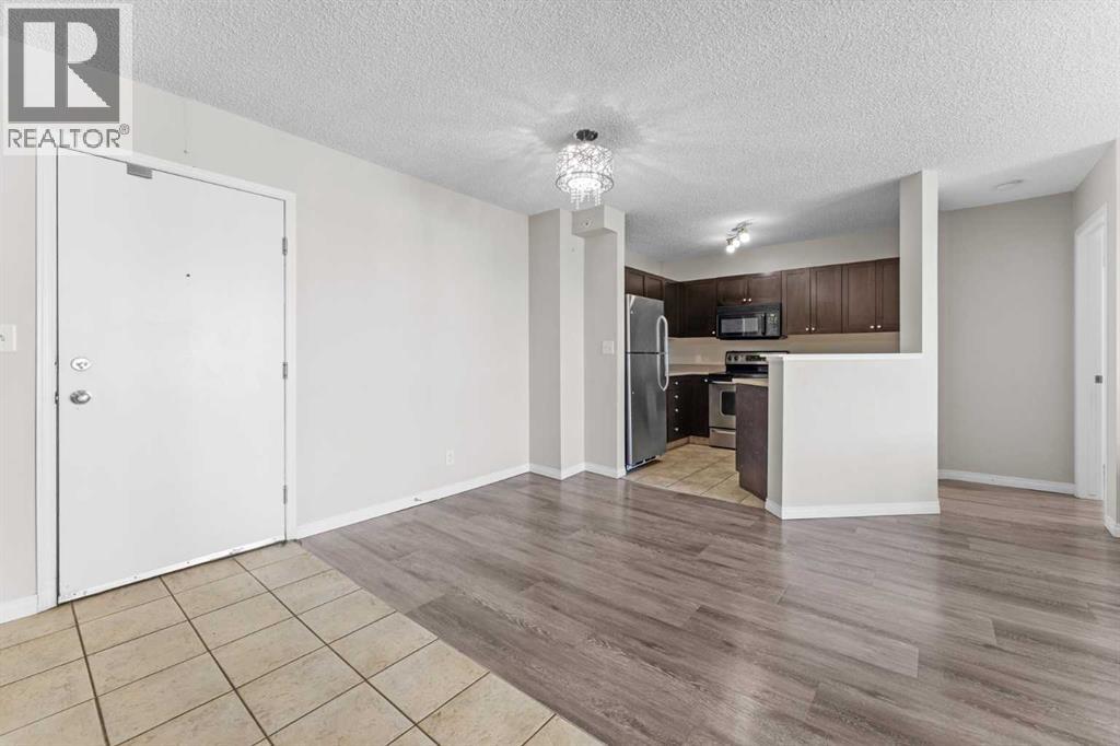 Apartment for Sale in 910, 1111 6 Avenue SW|Calgary, Alberta T2P5M5 2