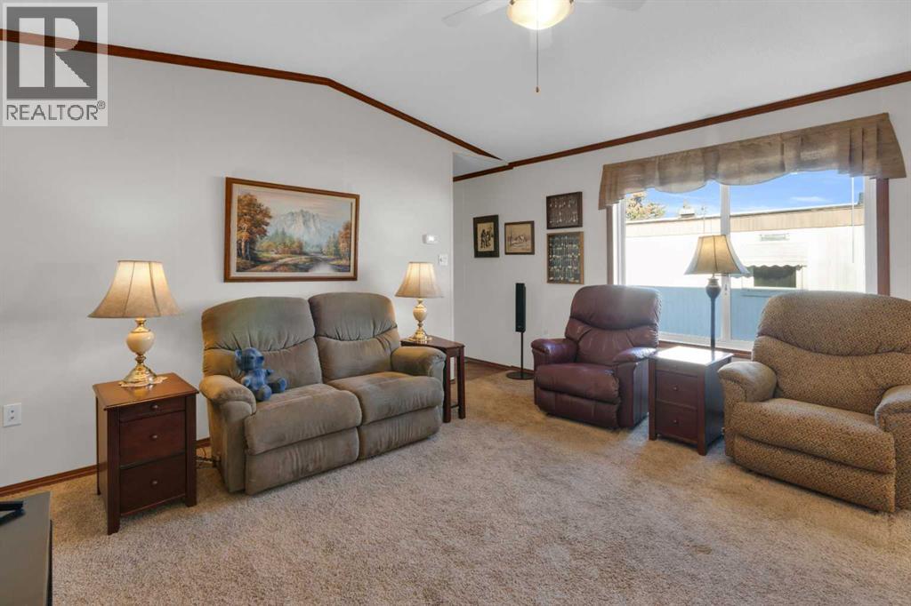 Mobile Home for Sale in 113, 99 Arbour Lake Rd NW|Calgary, Alberta T3G4E4 4