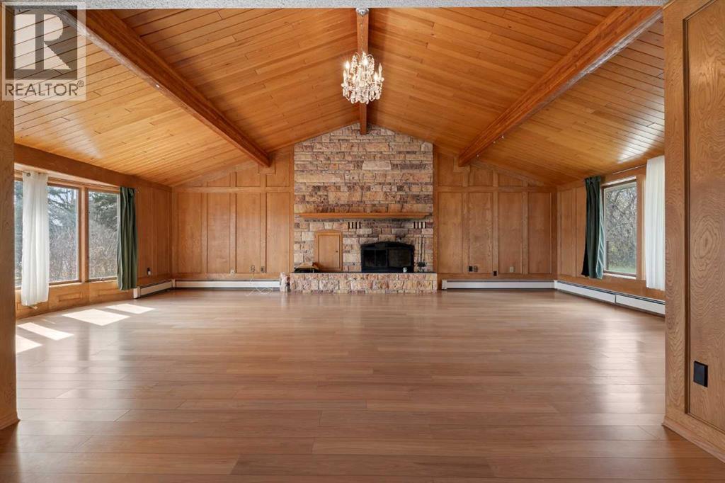 House for Sale in 1008 Shawnee Drive SW|Calgary, Alberta T2Y2T9 5