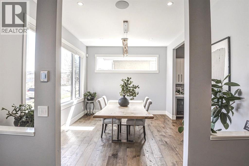 House for Sale in 411 9 Street NE|Calgary, Alberta T2E4K2 4