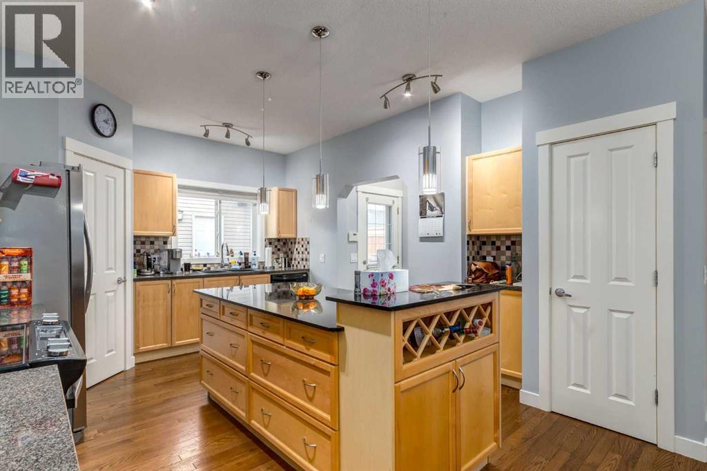 House for Sale in 216 Silverado Range Close SW|Calgary, Alberta T2X0C1 4