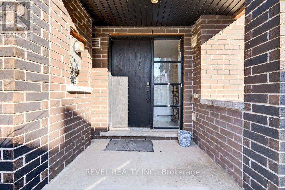 Row / Townhouse for Sale in 3053 BLACKTUSK COMMON|Oakville (JM Joshua Meadows), Ontario L6H0R9 2