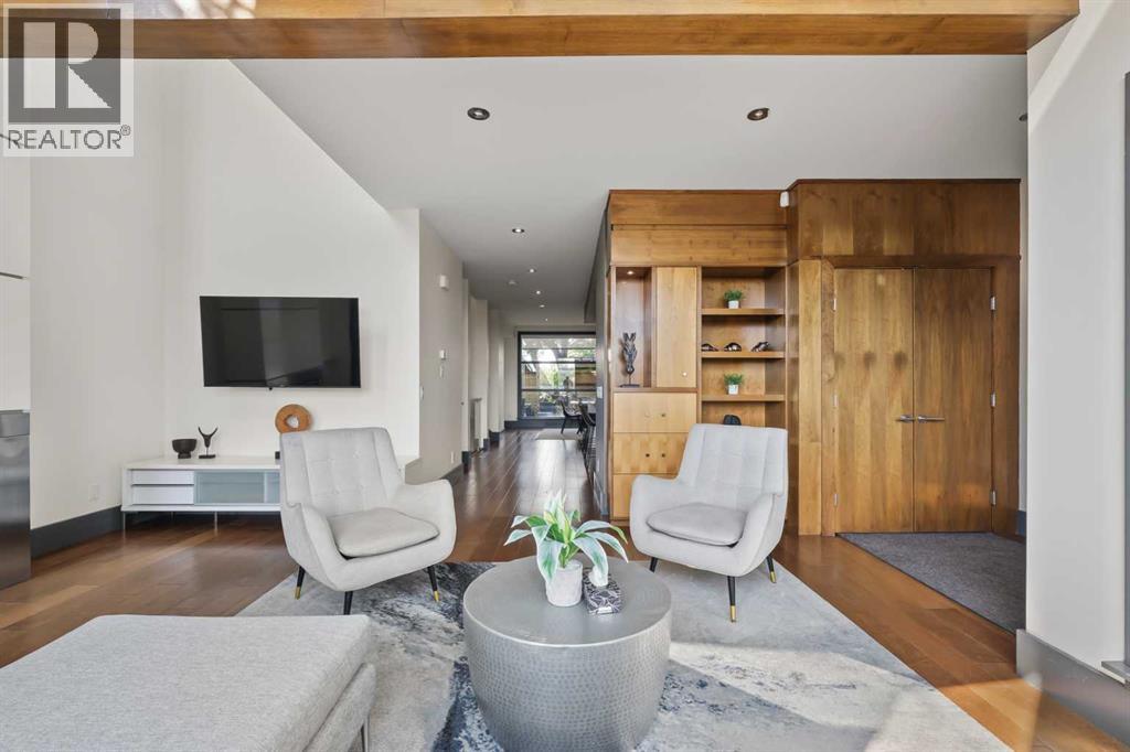 House for Sale in 2217 17 Street SW|Calgary, Alberta T2T4M7 5