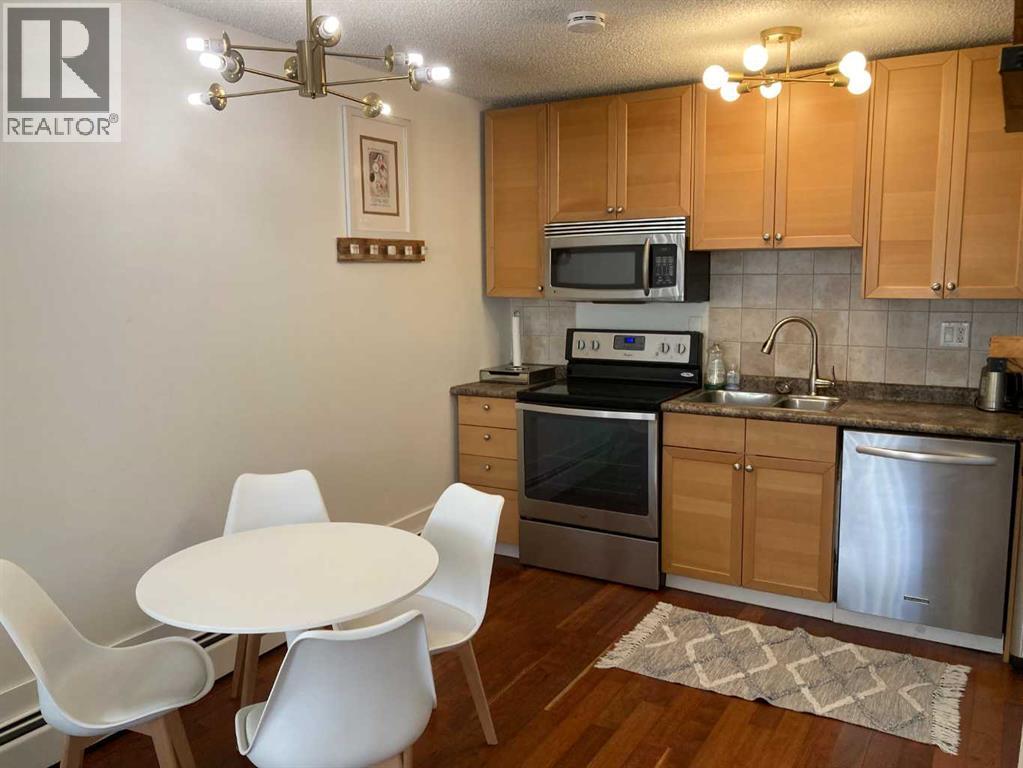 Apartment for Sale in 103, 2006 11 Avenue SW|Calgary, Alberta T3C0P1 4