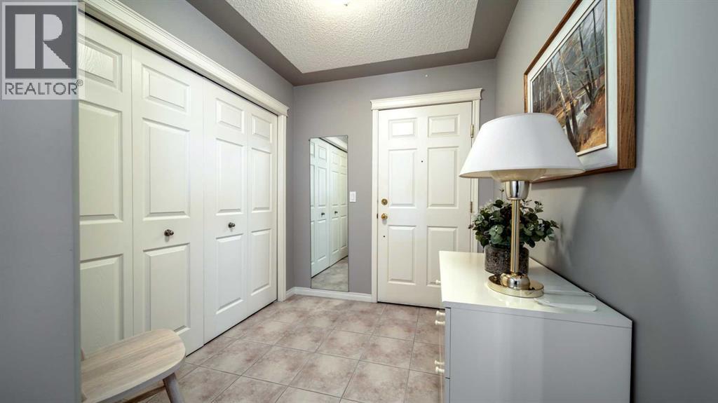 Apartment for Sale in 2206, 7451 Springbank Boulevard SW|Calgary, Alberta T3H4K5 3