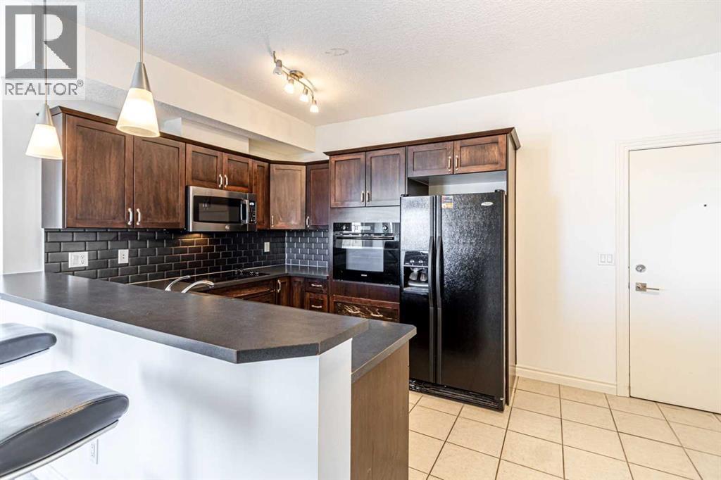 Apartment for Sale in 434, 60 Royal Oak Plaza NW|Calgary, Alberta T3G0A7 5