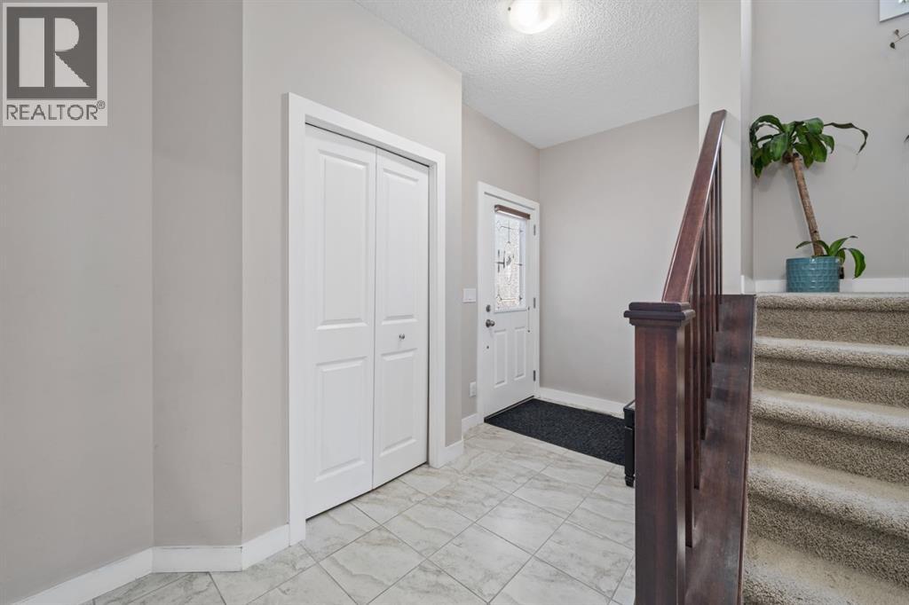 House for Sale in 514 Skyview Ranch Way NE|Calgary, Alberta T3N0E7 3