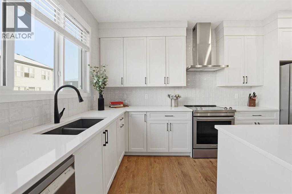 House for Sale in 102 Setonstone Manor SE|Calgary, Alberta T3M2V1 4