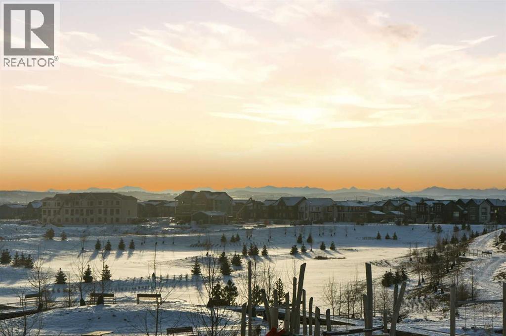 House for Sale in 102 Setonstone Manor SE|Calgary, Alberta T3M2V1 2