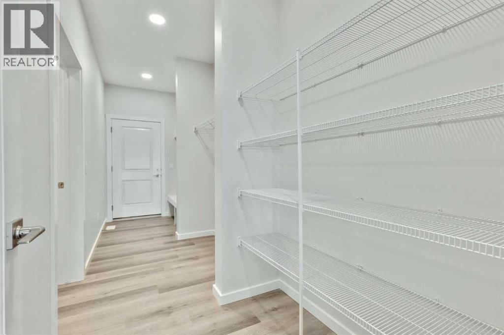 House for Sale in 21 Heartwood Lane SE|Calgary, Alberta T3M2K1 4