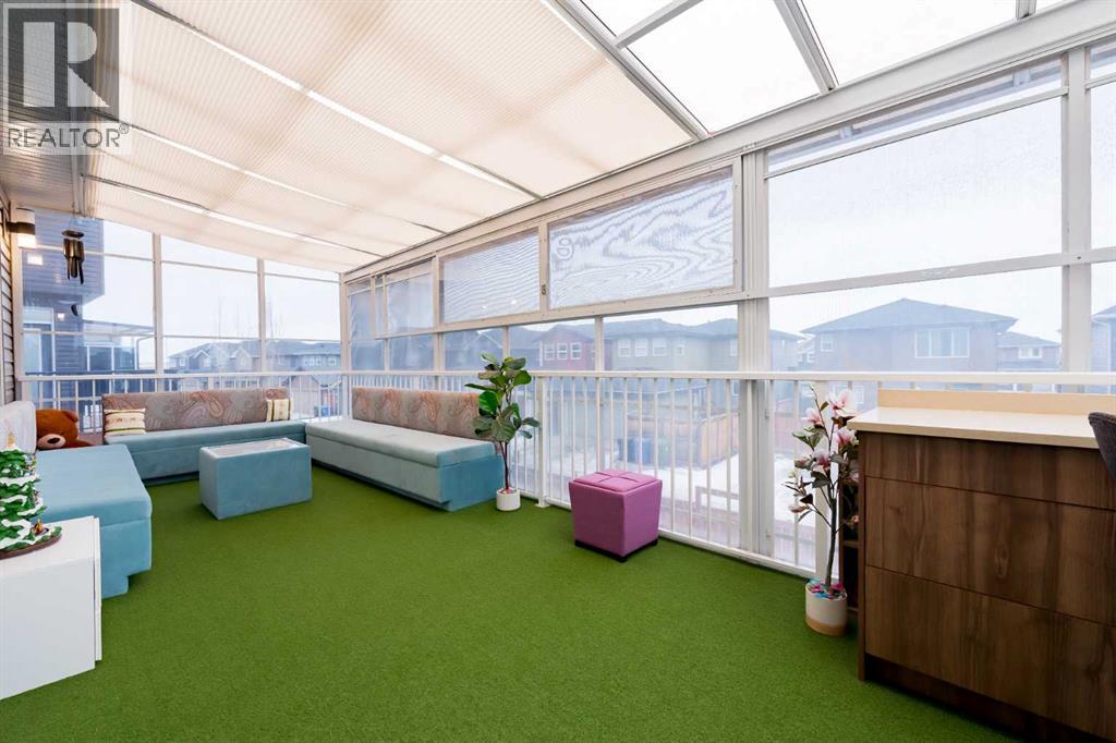 House for Sale in 99 Evansglen Circle NW|Calgary, Alberta T3P0W8 3