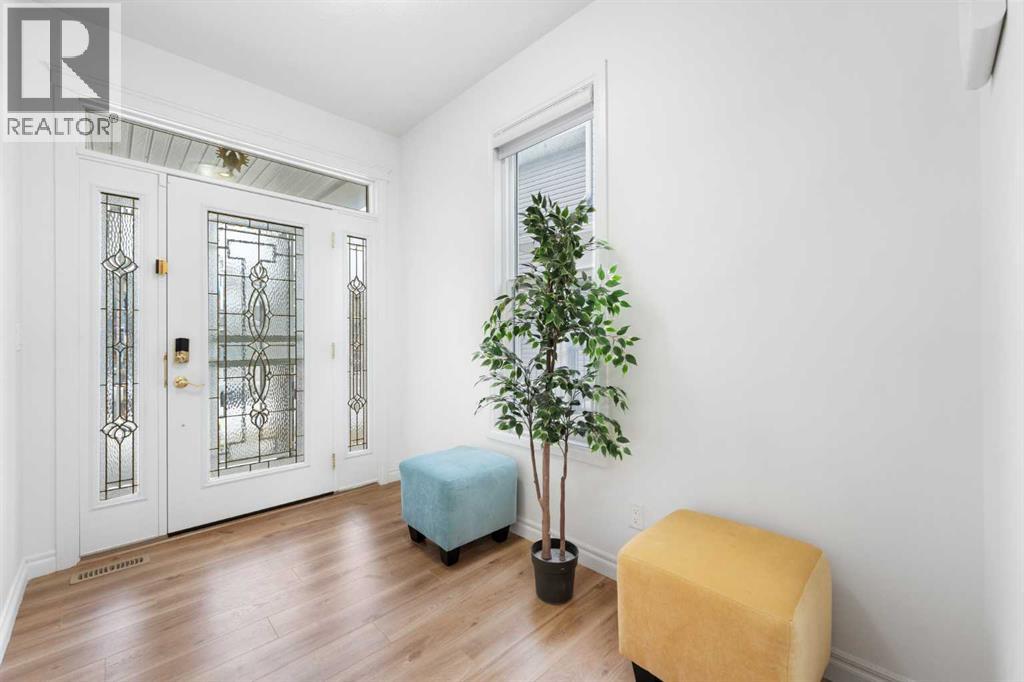 House for Sale in 99 Evansglen Circle NW|Calgary, Alberta T3P0W8 5