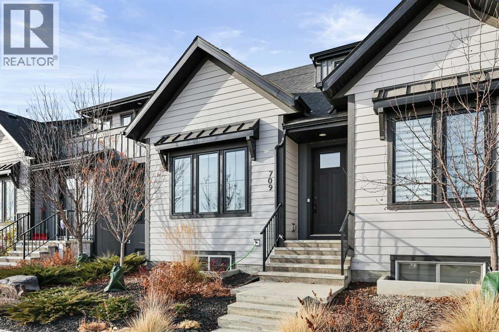 Row / Townhouse for Sale in 709 Marine Drive SE|Calgary, Alberta T3M3A3 2