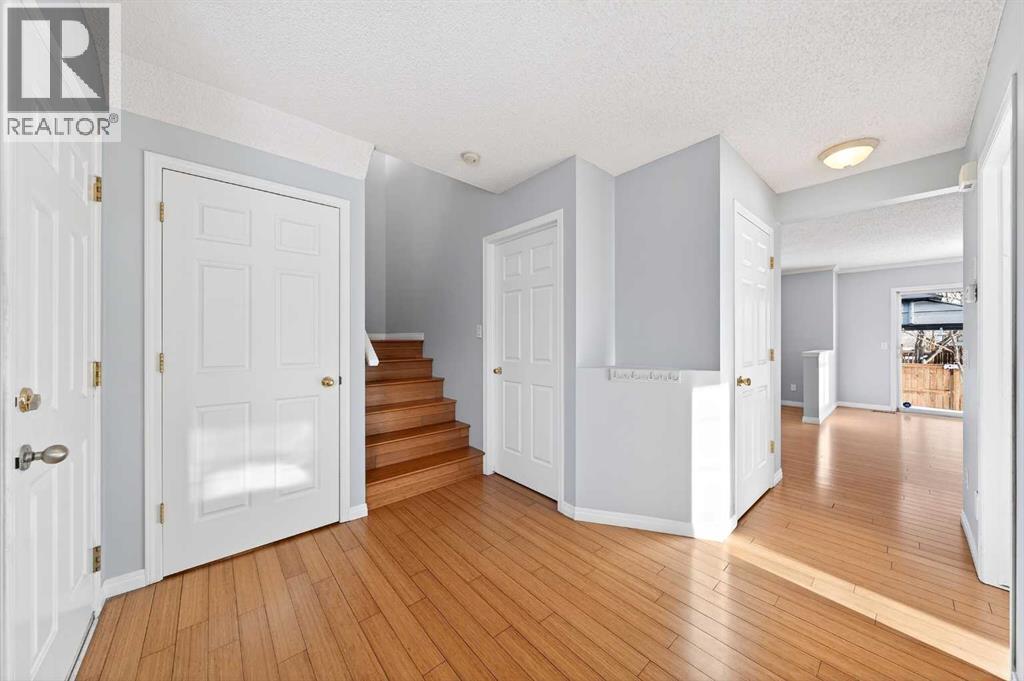 House for Sale in 169 Harvest Grove Close NE|Calgary, Alberta T3K4T6 2