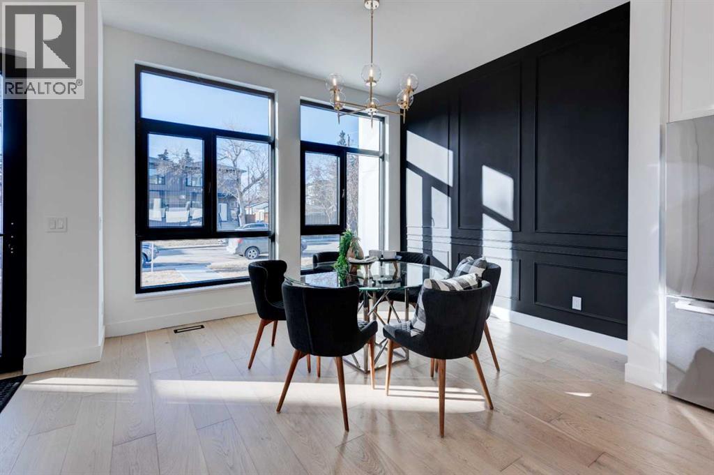 Duplex for Sale in 3716 44 Street SW|Calgary, Alberta T3E3S1 4