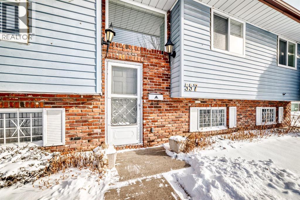 House for Sale in 557 Rundleville Place NE|Calgary, Alberta T1Y2T5 2