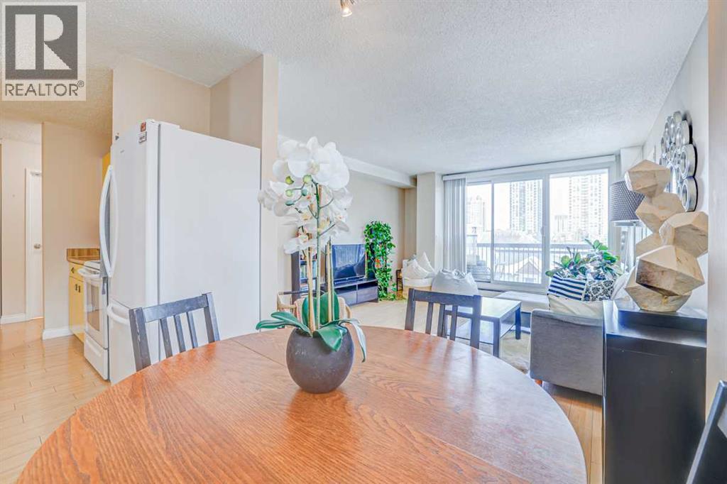 Apartment for Sale in 501, 1107 15 Avenue SW|Calgary, Alberta T2R0S8 5
