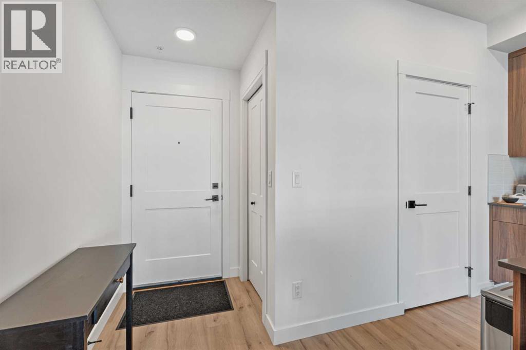 Apartment for Sale in 215, 70 Sage Hill Walk NW|Calgary, Alberta T3R2H6 2